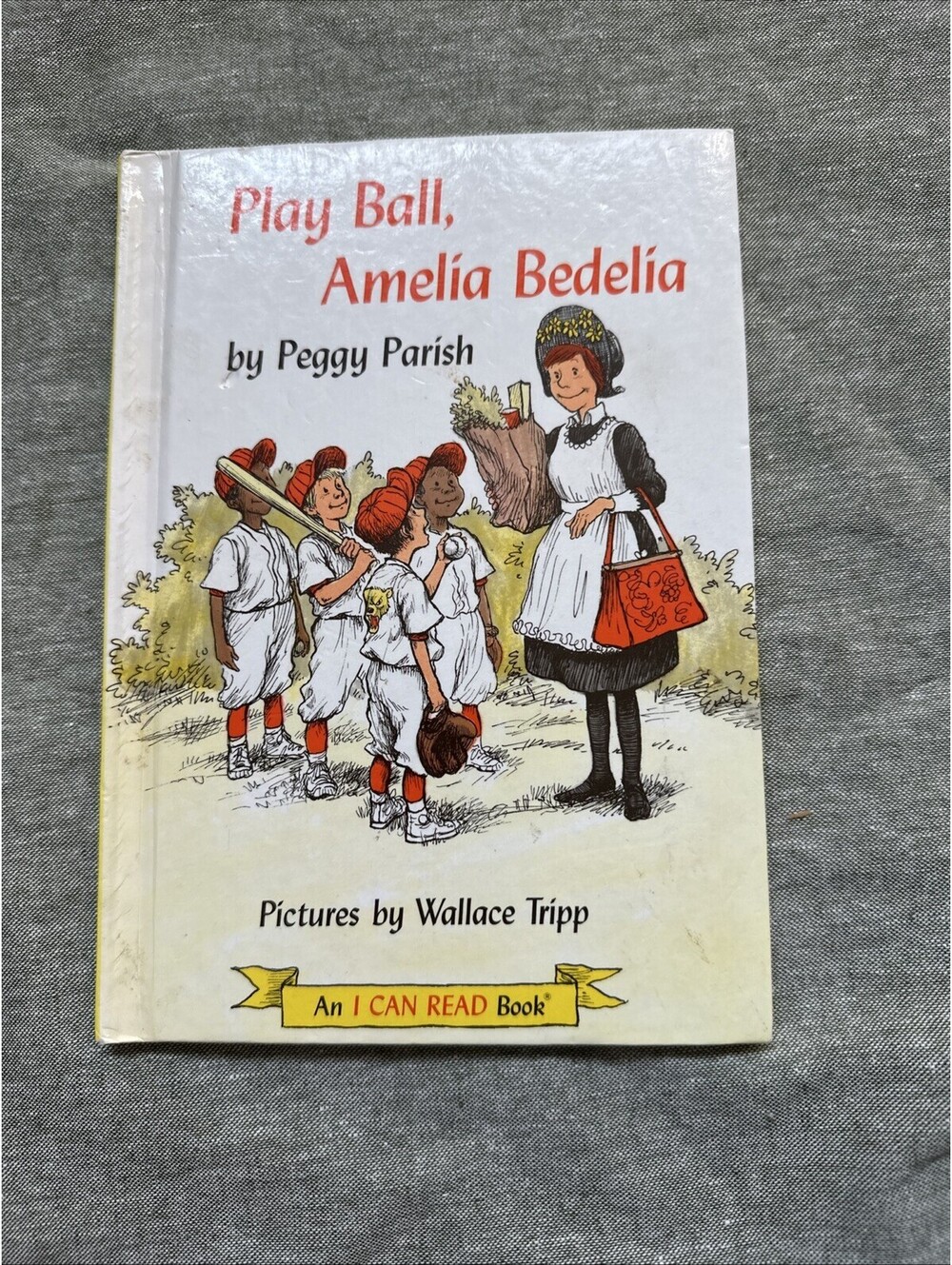 Play Ball, Amelia Bedelia (An I Can Read Book)